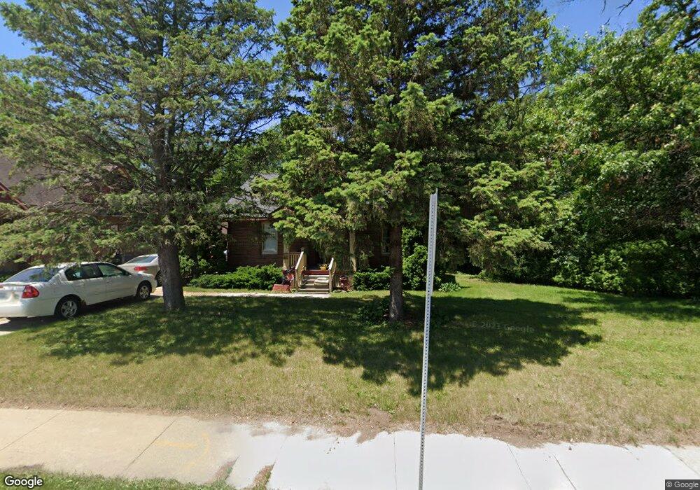 1901 Main St, Cedar Falls, IA 50613 - photo 1