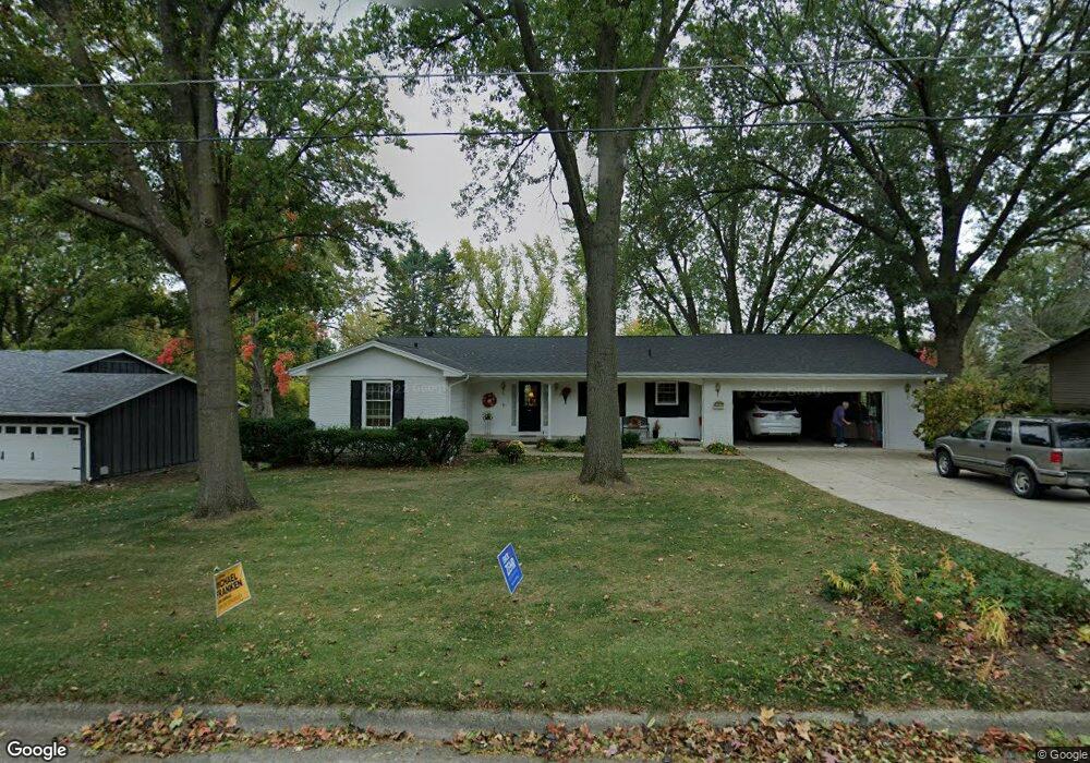 1211 S 16th Ave W, Newton, IA 50208 - photo 1