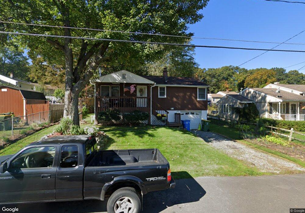 104 Shadee Ln, Waterbury, CT 06706 - photo 1