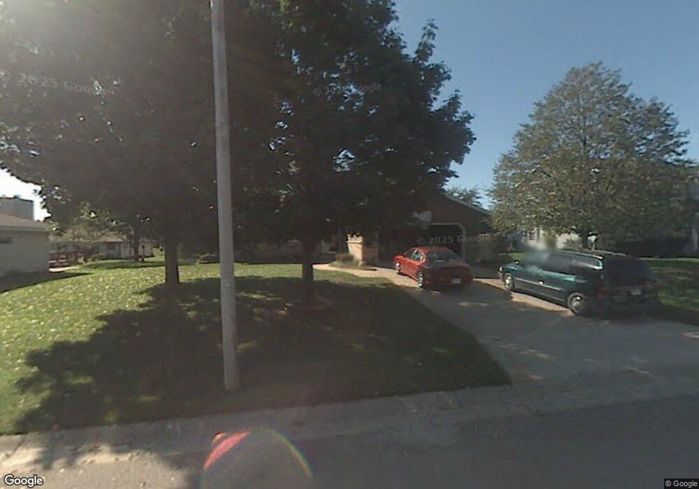 N78W15339 Haymeadow Rd, Menomonee Falls, WI 53051 - photo 1