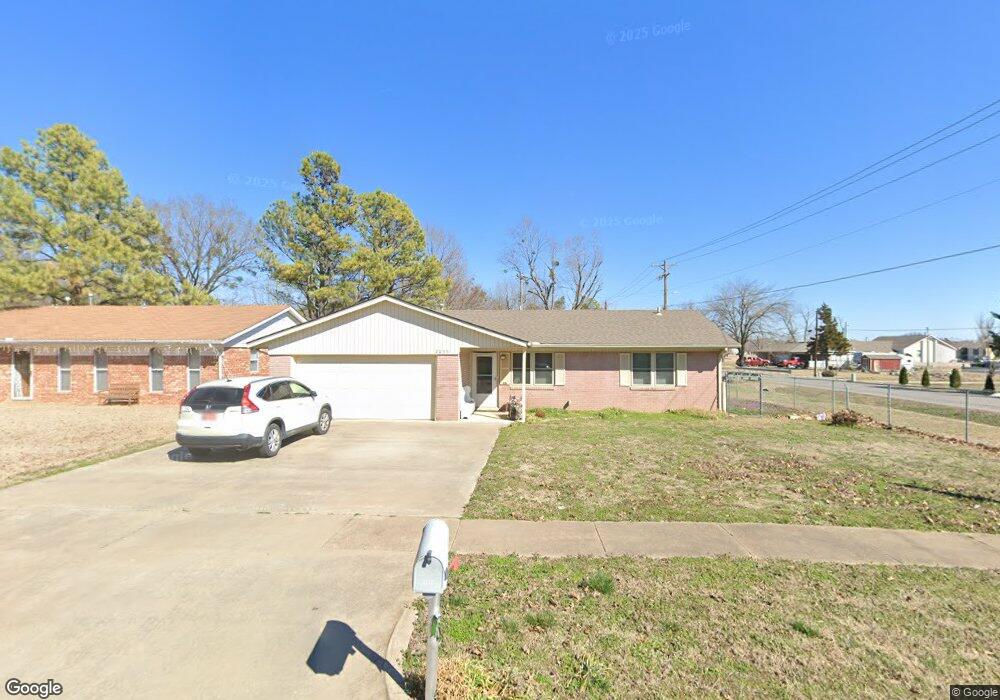 2035 S Oklahoma St, Sapulpa, OK 74066 - photo 1
