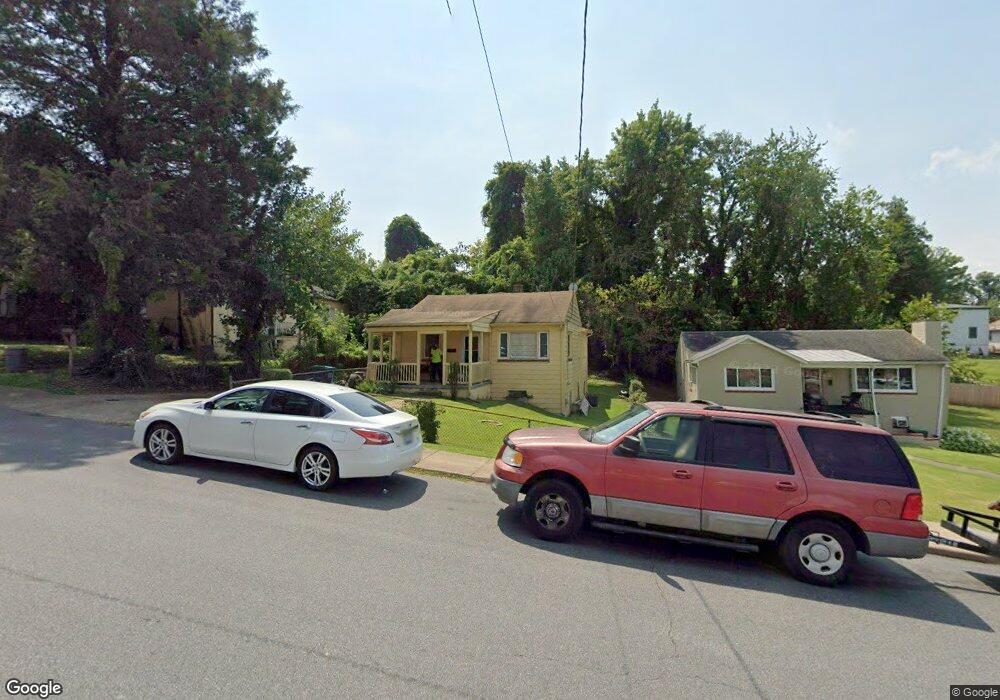 906 Henry Ave, Charlottesville, VA 22903 - photo 1