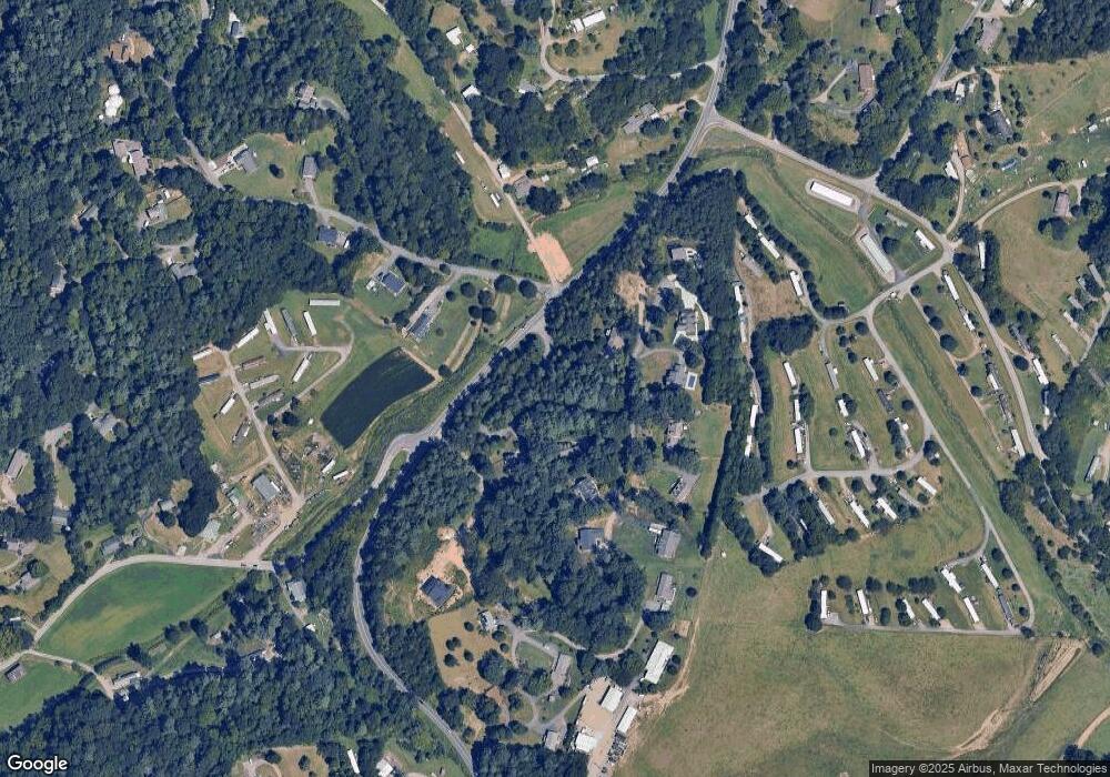 99999 Judith Dr unit 10, Leicester, NC 28748 - photo 1