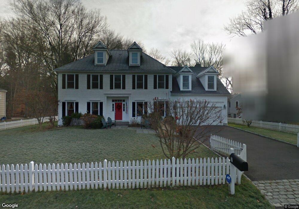 7 Lakeview Rd, Westport, CT 06880 - photo 1