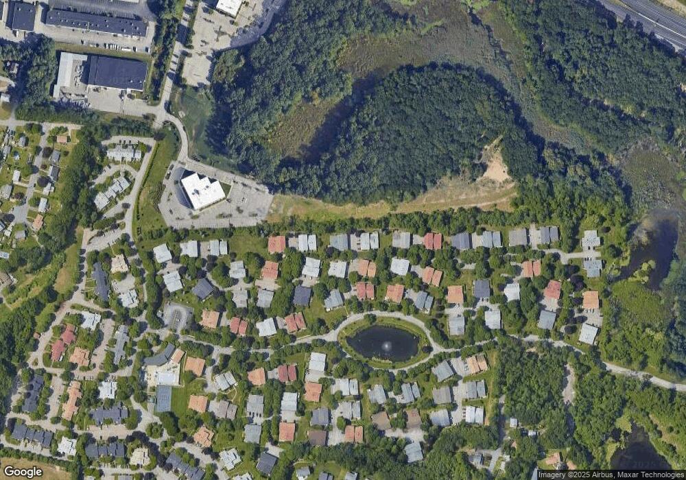 203 Duxbury Ct unit 79, Warwick, RI 02886 - photo 1