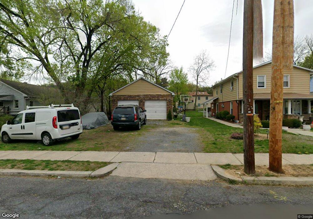 3323 Earl St, Reading, PA 19605 - photo 1