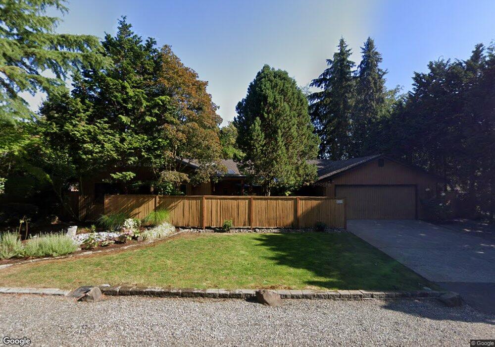 8412 Hunts Point Ln, Hunts Point, WA 98004 - photo 1