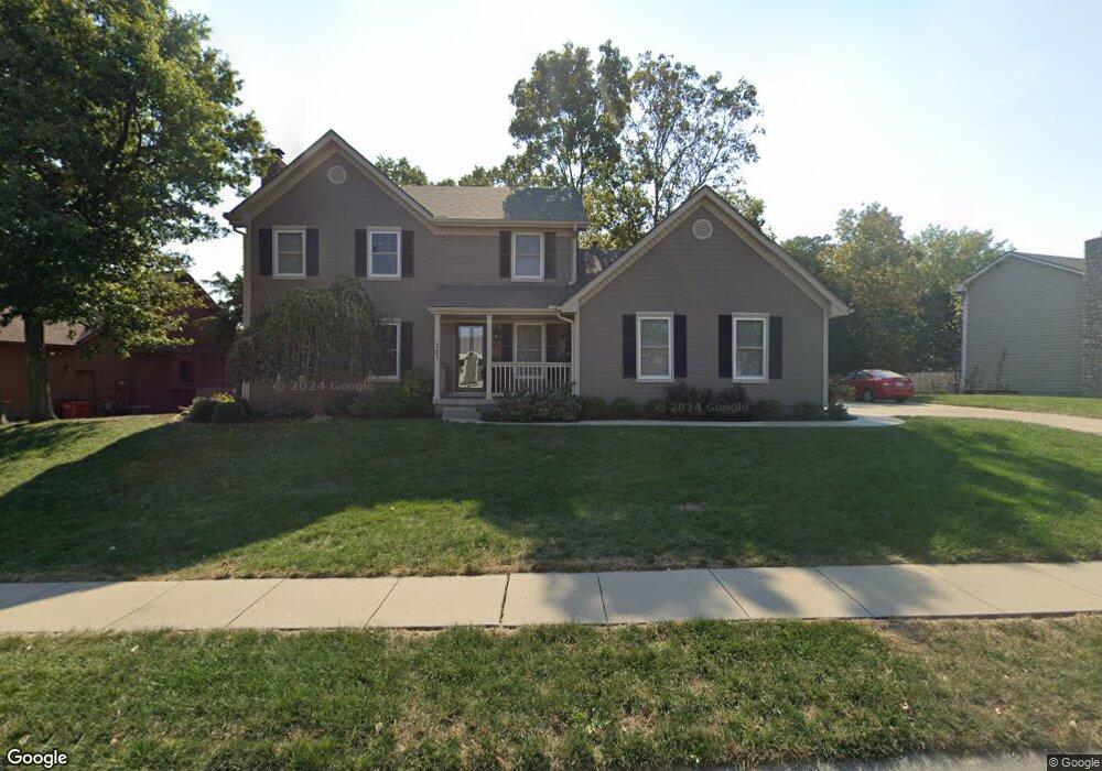 303 SW 25th St, Oak Grove, MO 64075 - photo 1