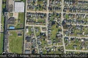 1121 10th St, Moundsville, WV 26041