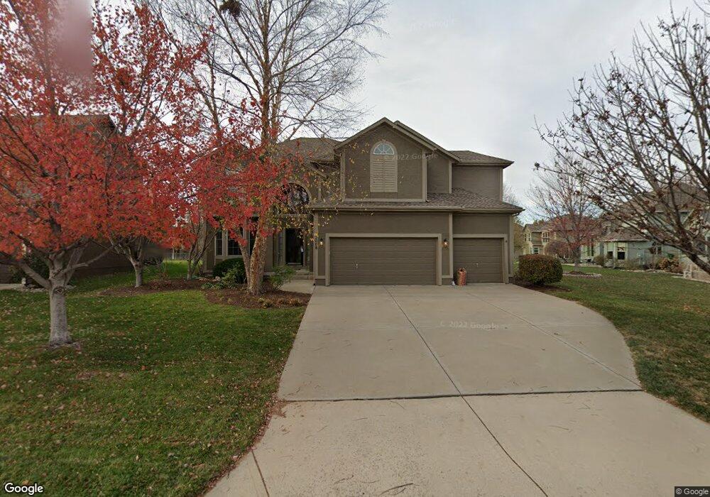 22008 W 56th St, Shawnee, KS 66226 - photo 1