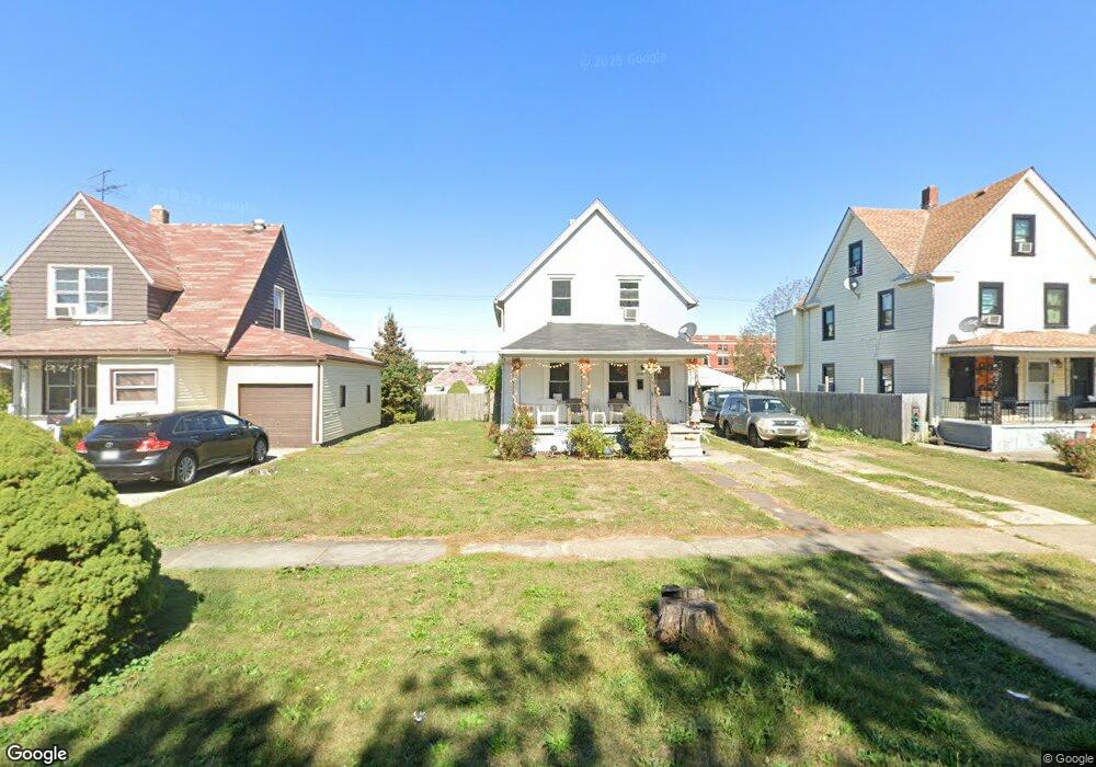 1757 E 29th St, Lorain, OH 44055 - photo 1