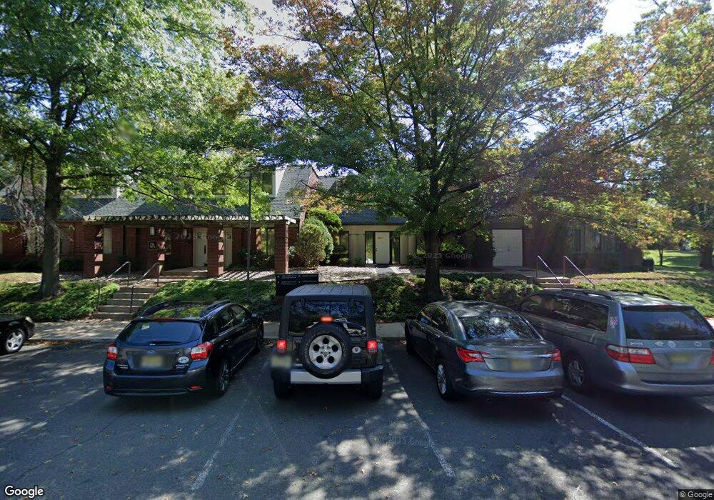 11 Tamarack Cir, Skillman, NJ 08558 - photo 1