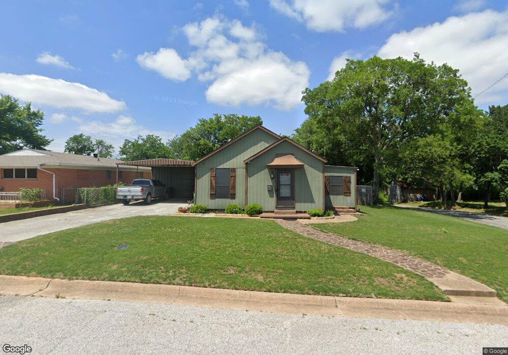 1601 W Woodard St, Denison, TX 75020 - photo 1