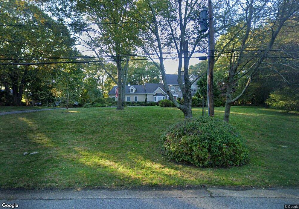 2 Ferncote Ln, Glen Head, NY 11545 - photo 1