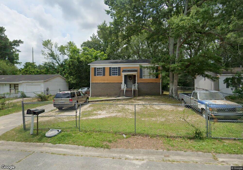 5879 Leone Dr W, Macon, GA 31206 - photo 1