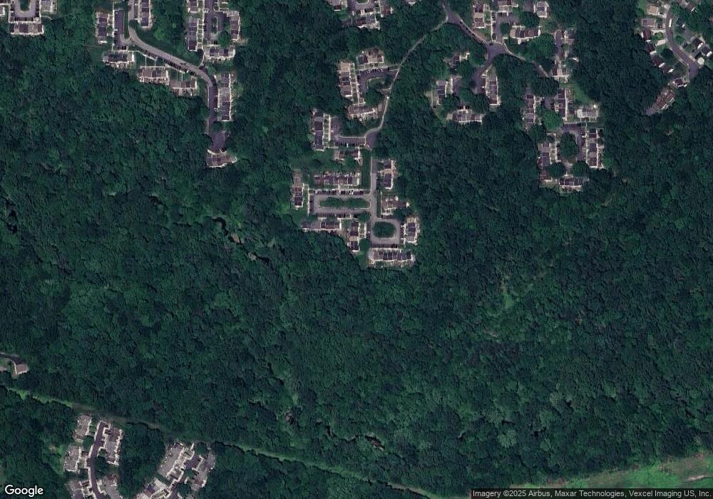 8636 Spring Creek Ct, Springfield, VA 22153 - photo 1