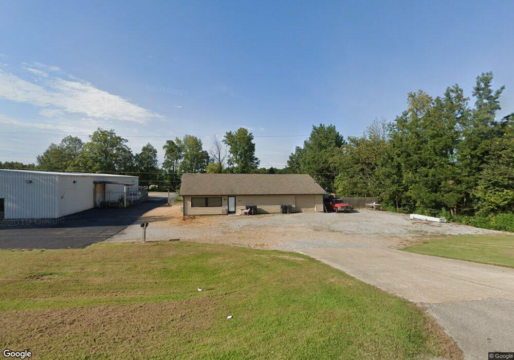 2402 W Washington Ave, Jonesboro, AR 72401 - photo 1