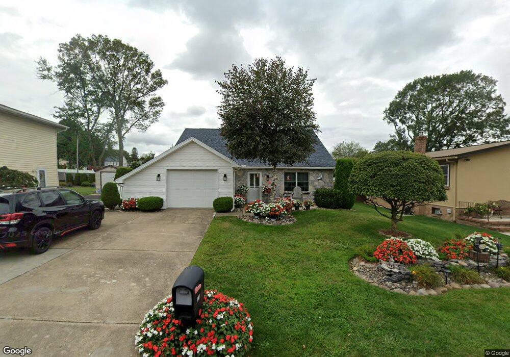 834 Hayes St, Hazleton, PA 18201 - photo 1