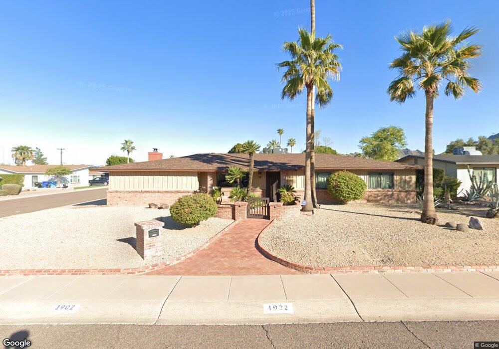 1902 E Lawrence Rd, Phoenix, AZ 85016 - photo 1