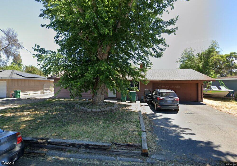 4261 Gary St, Klamath Falls, OR 97603 - photo 1