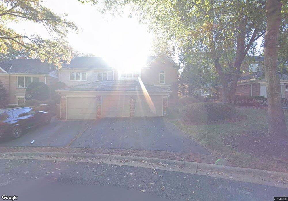 8304 Turnberry Ct, Potomac, MD 20854 - photo 1