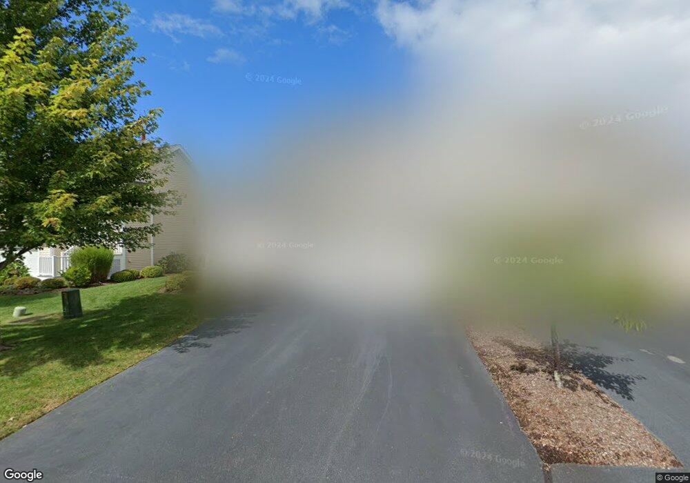 41 Streamview Dr unit 33, Cumberland, RI 02864 - photo 1