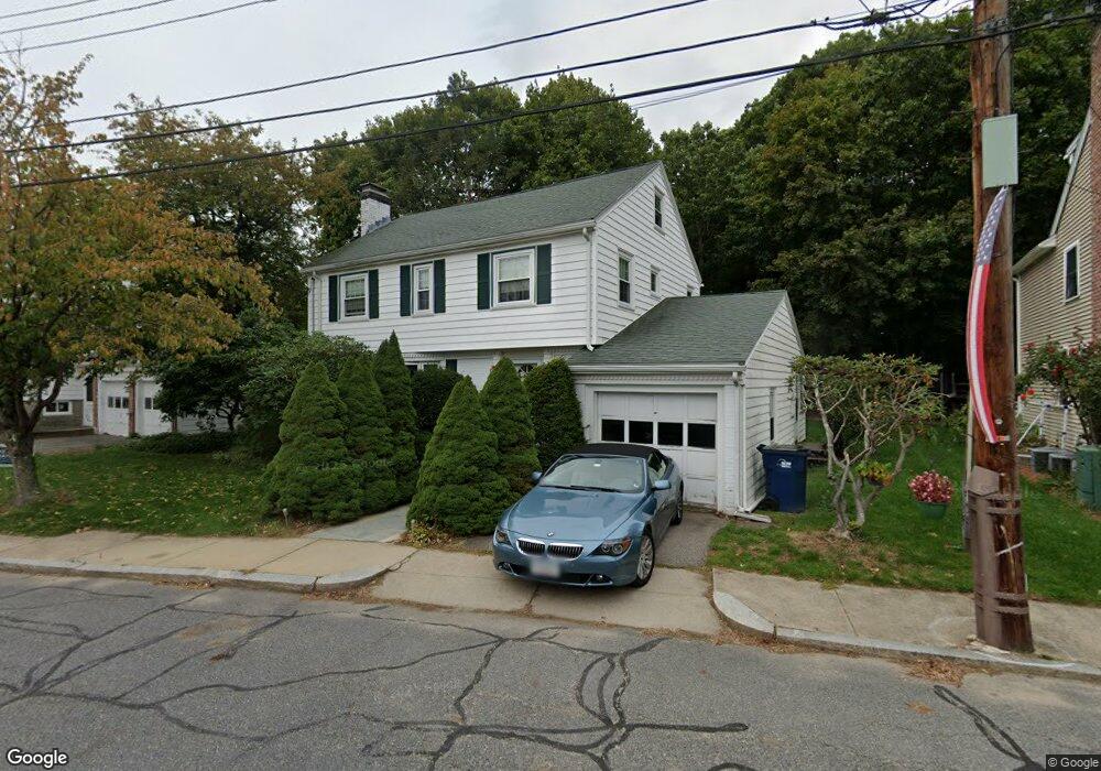 8 Lantern Ln, West Roxbury, MA 02132 - photo 1