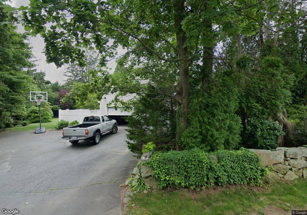 14 Rockland St, South Dartmouth, MA 02748 - photo 1