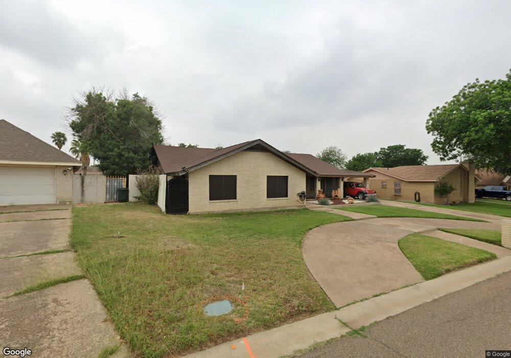 1607 Wildrose Cir, Laredo, TX 78041 - photo 1