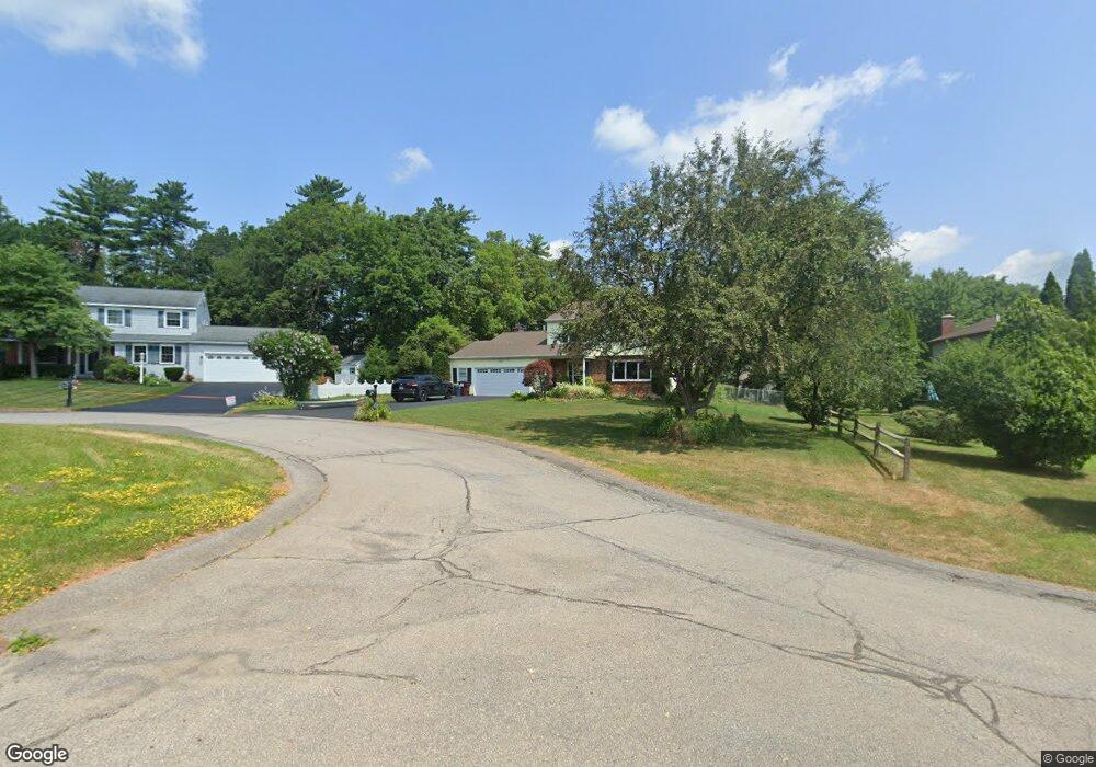 17 Riverdale Ct, Schenectady, NY 12309 - photo 1