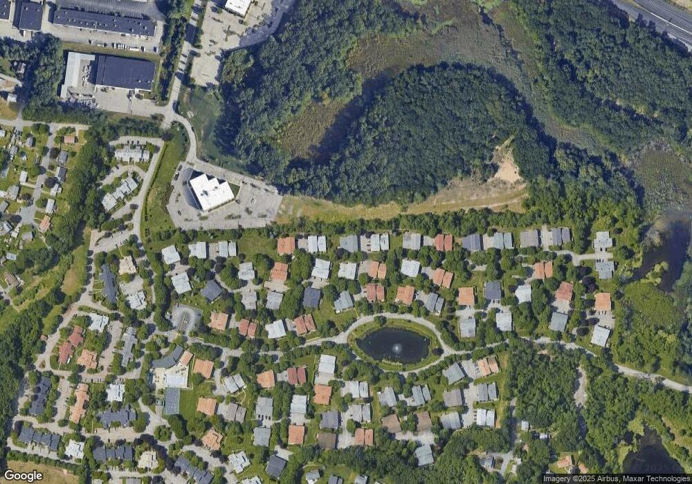 201 Duxbury Ct unit 201, Warwick, RI 02886 - photo 1