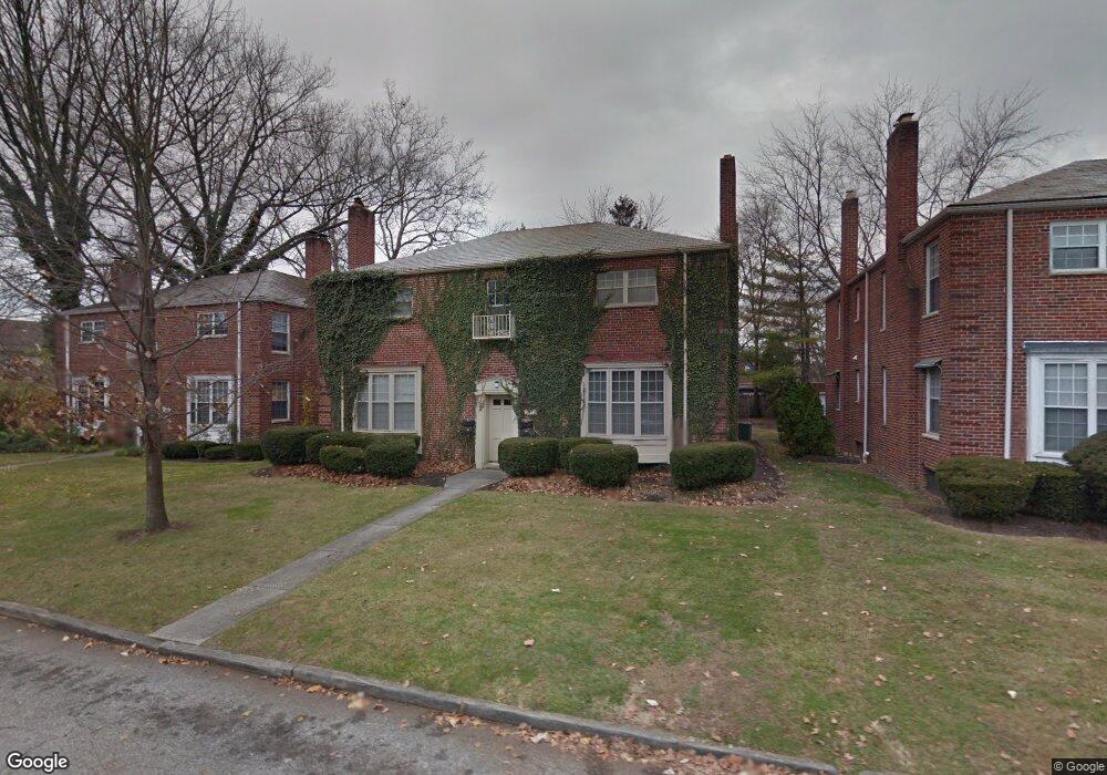 1079 S Cassingham Rd, Columbus, OH 43209 - photo 1