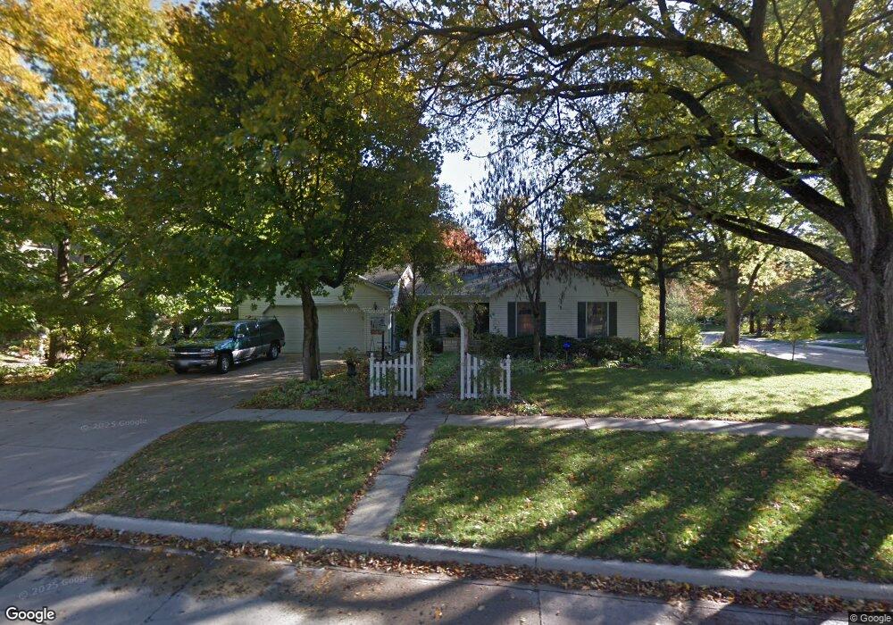 368 S Columbia St, Naperville, IL 60540 - photo 1