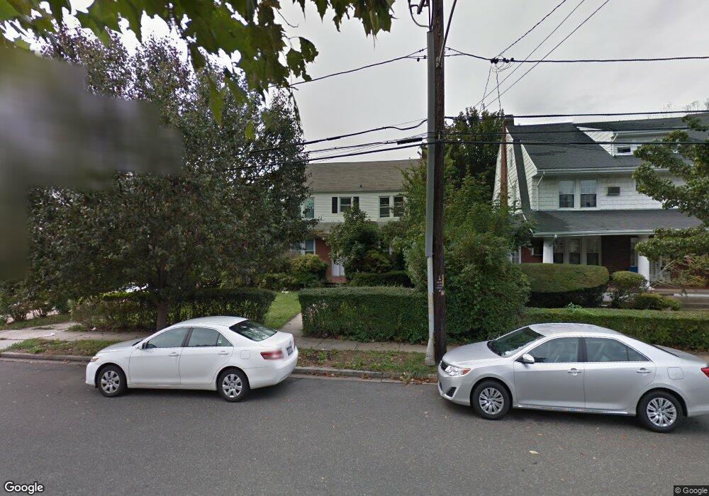 81 Prospect Ave, Cedarhurst, NY 11516 - photo 1