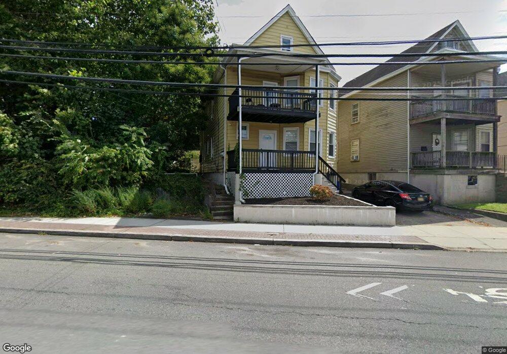 533 Mcbride Ave, Woodland Park, NJ 07424 - photo 1