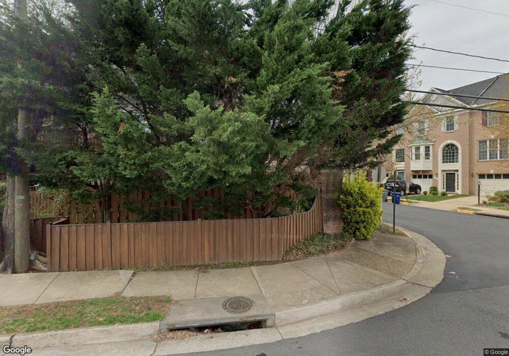 3418 Diehl Ct, Falls Church, VA 22041 - photo 1