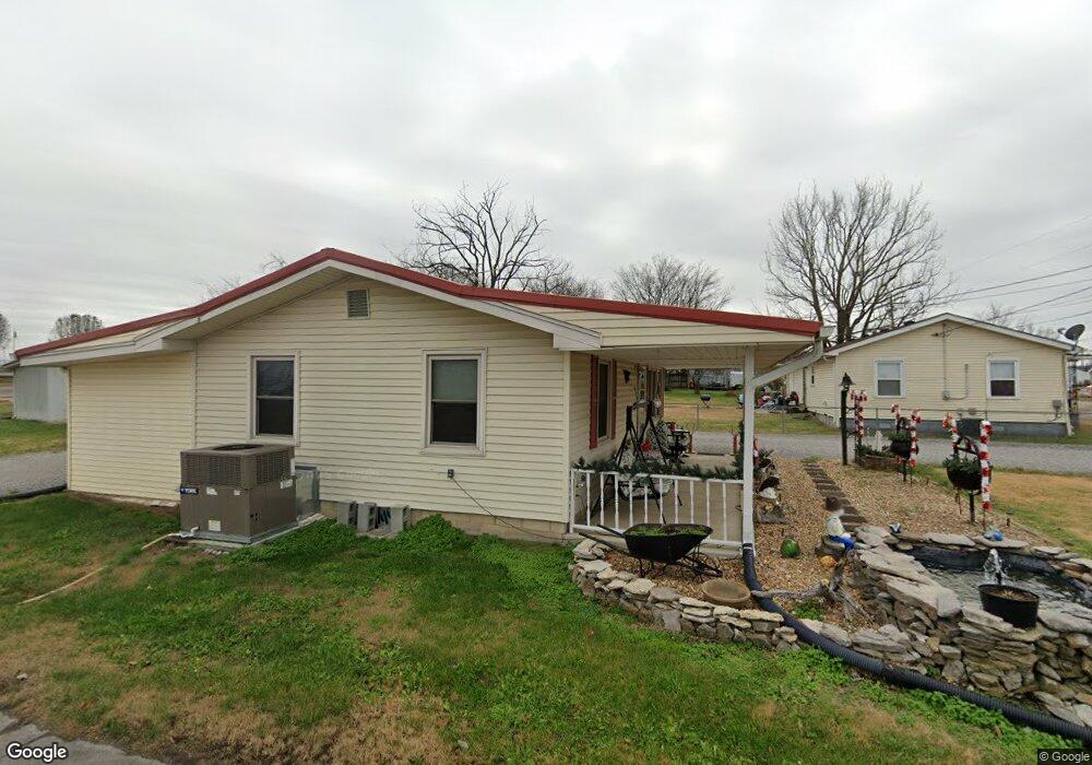 517 Prichard St, Lebanon, TN 37087 - photo 1