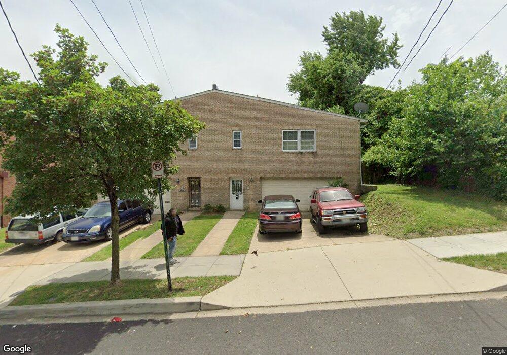 2505 R St SE, Washington, DC 20020 - photo 1