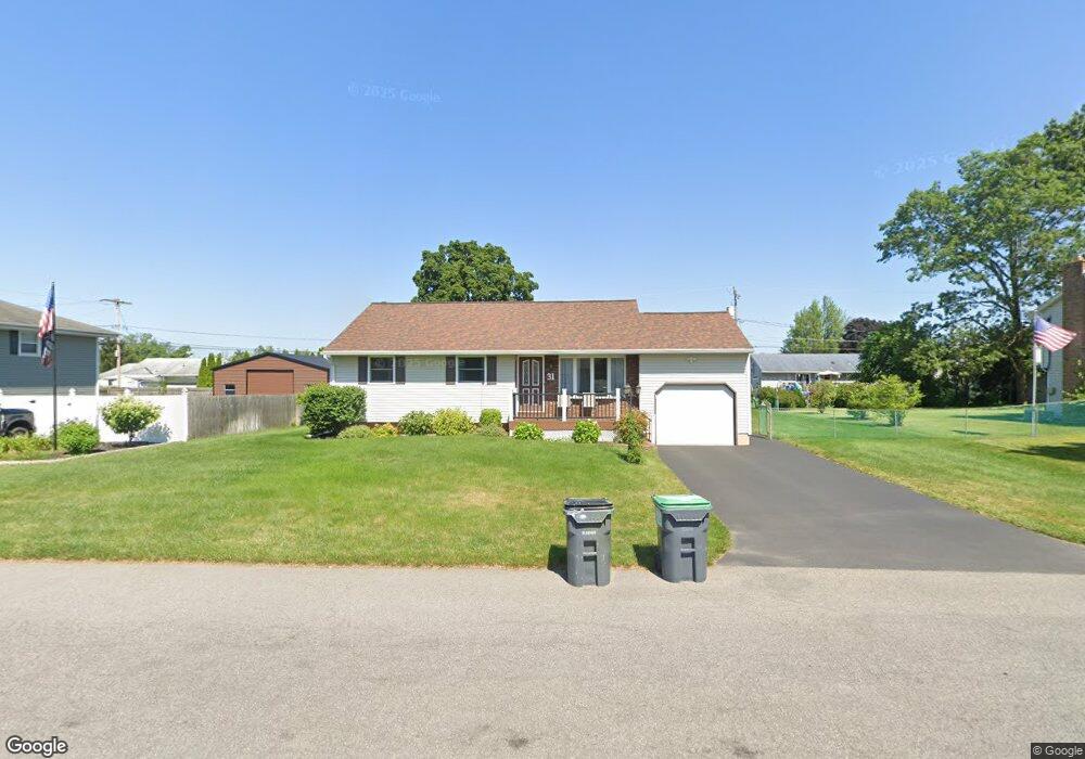 31 Hawthorne Ct, Albany, NY 12211 - photo 1