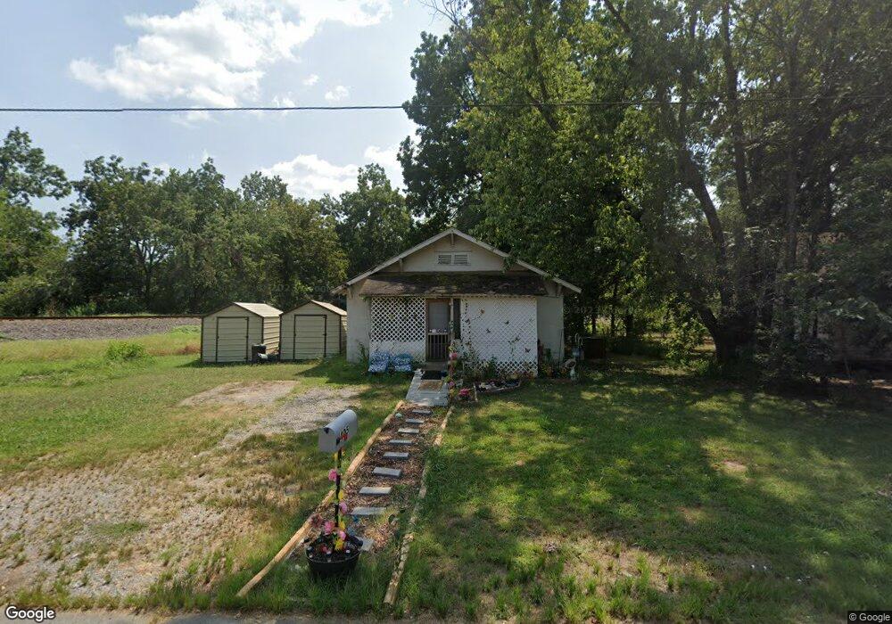 405 W 3rd St, Stuttgart, AR 72160 - photo 1