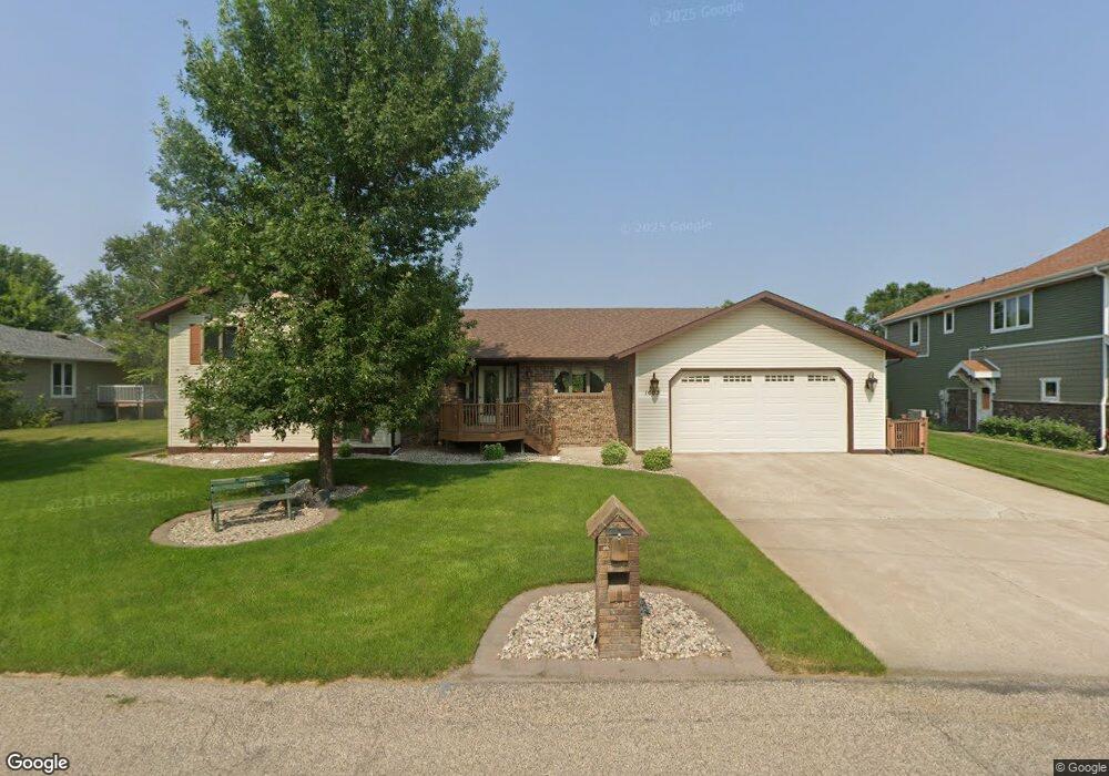 1603 9th Ave SE, Jamestown, ND 58401 - photo 1