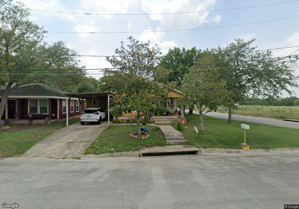 413 Laredo St, San Marcos, TX 78666 - photo 1