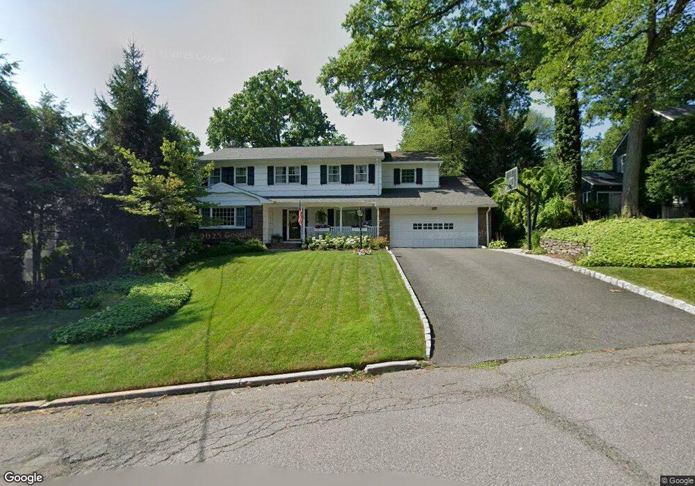 90 Ardmore Rd, Ho Ho Kus, NJ 07423 - photo 1