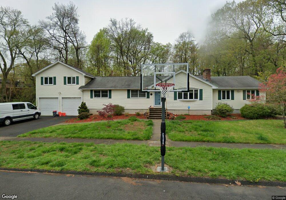 615 N Johnson Ln, Stratford, CT 06614 - photo 1