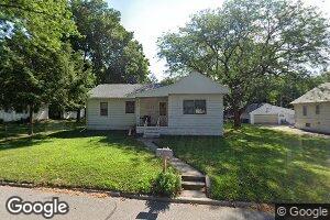 1047 Evergreen Ave, Waterloo, IA 50701
