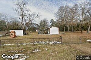 137 Savannah St, Omaha, GA 31821