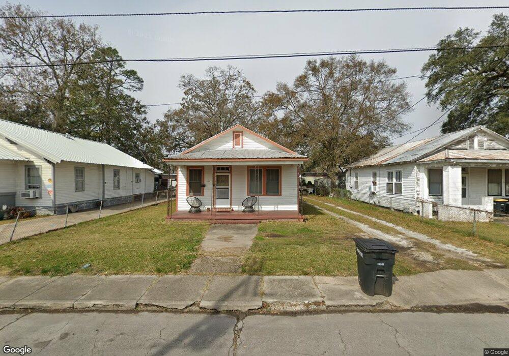 428 Julia St, New Iberia, LA 70560 - photo 1