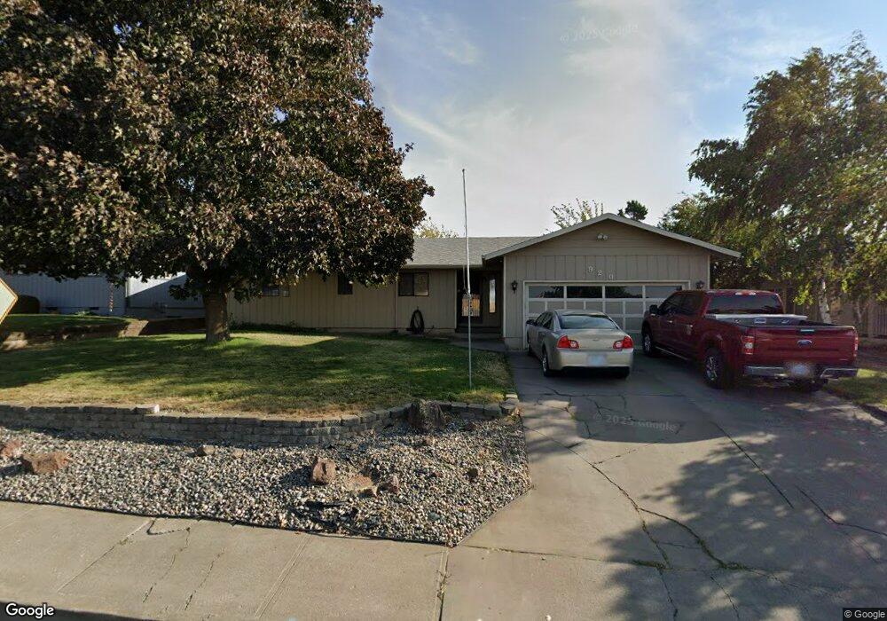 920 SW Marshall Ave, Pendleton, OR 97801 - photo 1