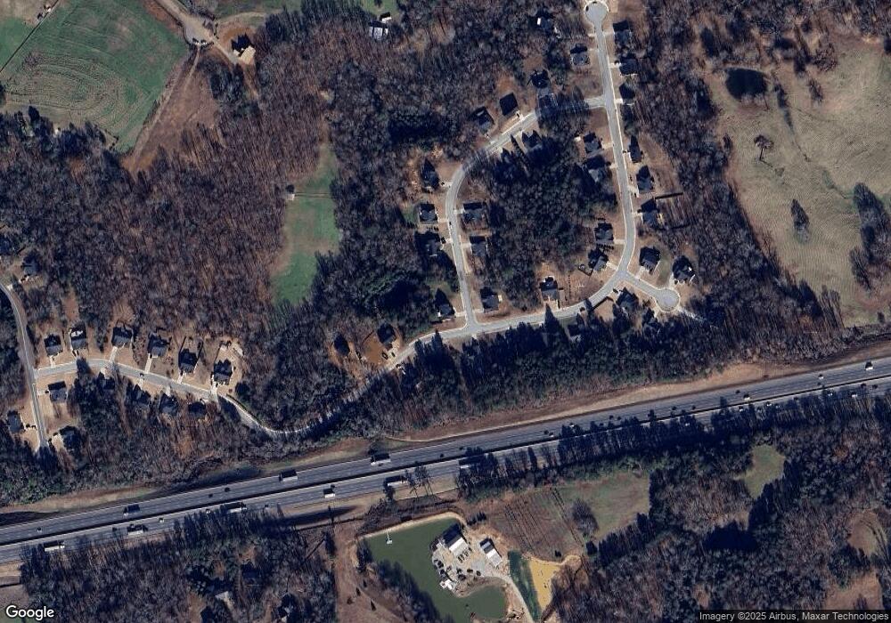 801 Rouse Cir, Hoschton, GA 30548 - photo 1