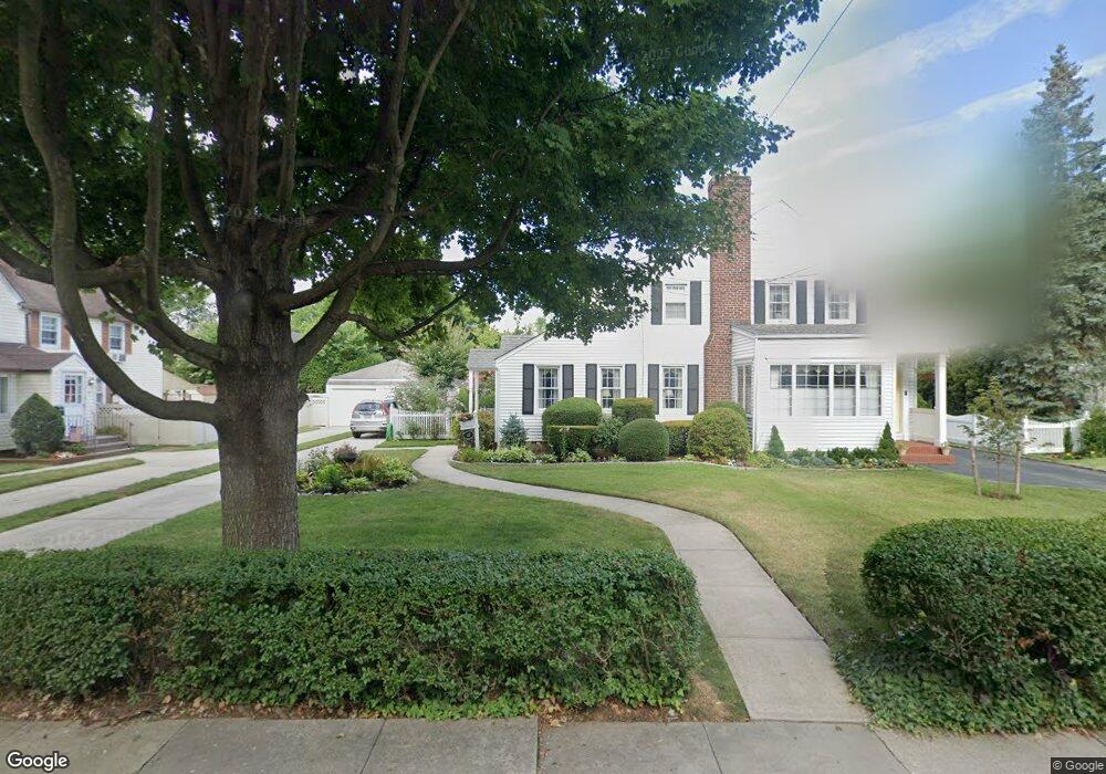 67 Carlton Terrace, Garden City, NY 11530 - photo 1